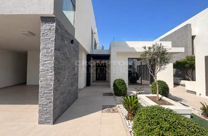 Villa - 4 - 5 for rent in Redwoods - Yas Acres - Yas Island - Abu Dhabi
