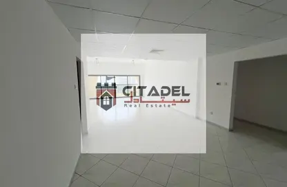 Apartment - 3 Bedrooms - 4 Bathrooms for rent in Al Majaz 1 - Al Majaz - Sharjah Apartment - 3 Bedrooms - 4 Bathrooms for rent in Al Majaz 1 - Al Majaz - Sharjah