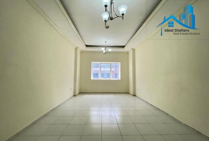 Hot offer Studio Apartment in Muhaisnah 4 Only 35K
