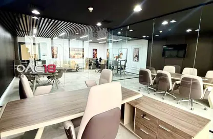 مكتب - غرفة نوم - 1 حمام للايجار في القلعة - الخليج التجاري - دبي