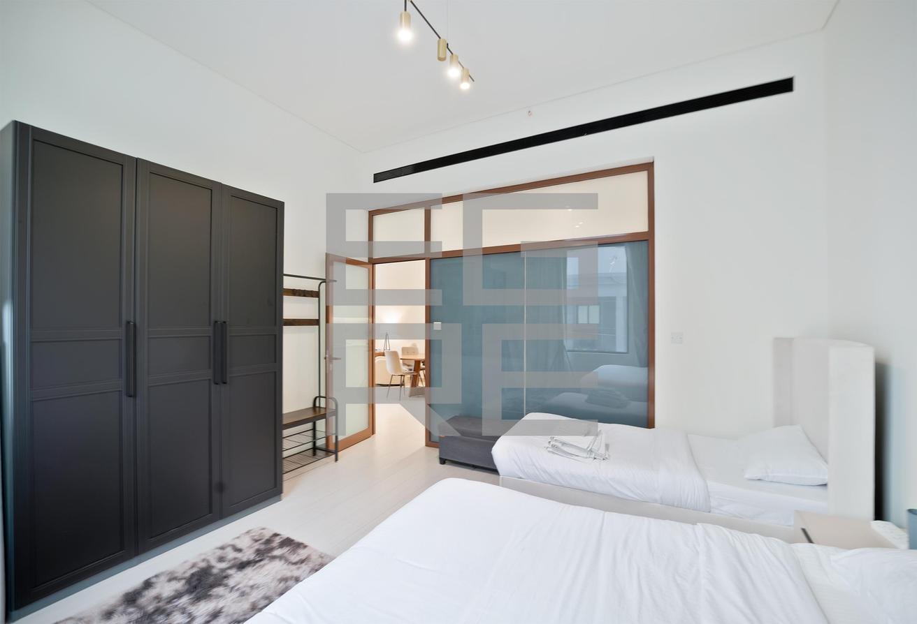 Huge unit convertable | Luxury Fully furnished photo 10