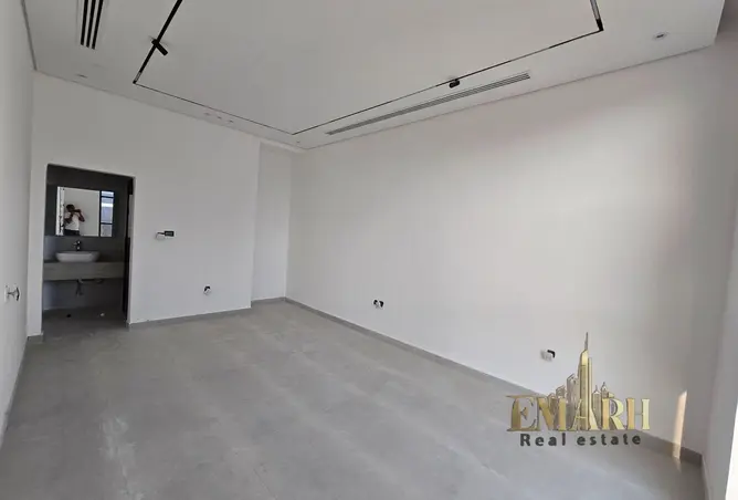 148204907 - Property Image 3