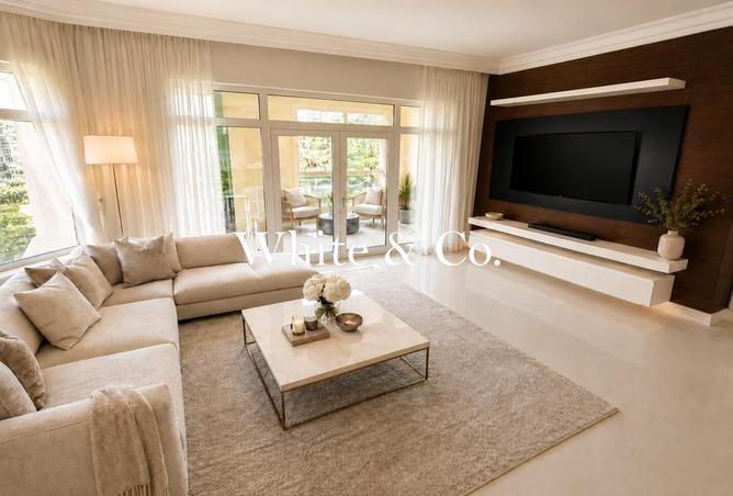 Fully Upgraded | Unfurnished | Lower Floor