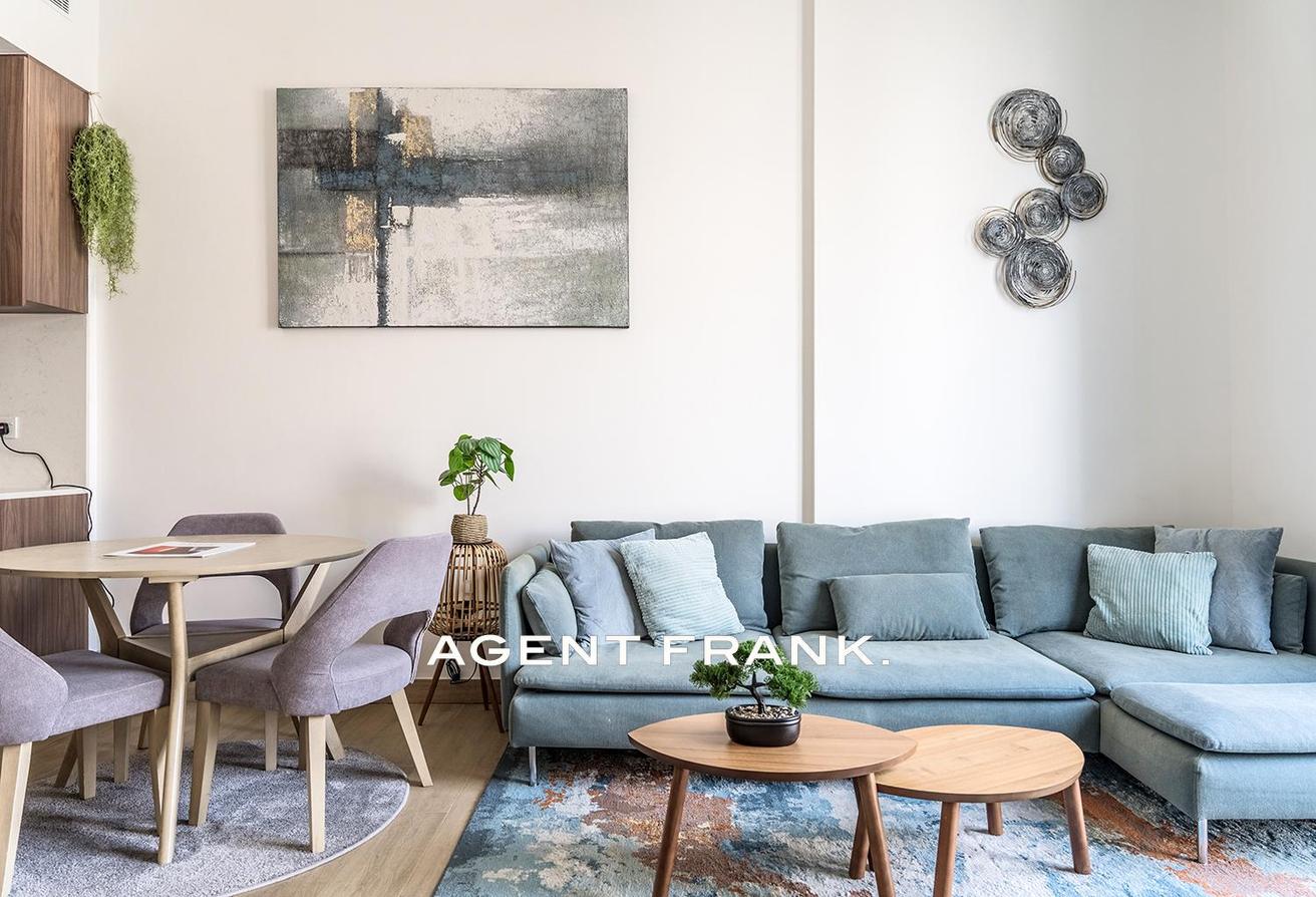 Bright | Furnished | High Floor | Prime Area photo 4