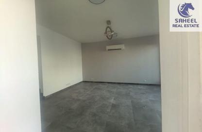 Penthouse - 3 Bedrooms - 5 Bathrooms for rent in Khuzam - Ras Al Khaimah