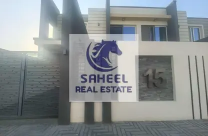 Penthouse - 3 Bedrooms - 5 Bathrooms for rent in Khuzam - Ras Al Khaimah