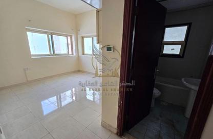 Apartment - Studio - 1 for rent in Al Nabaa Building - Al Naba'ah - Al Sharq - Sharjah