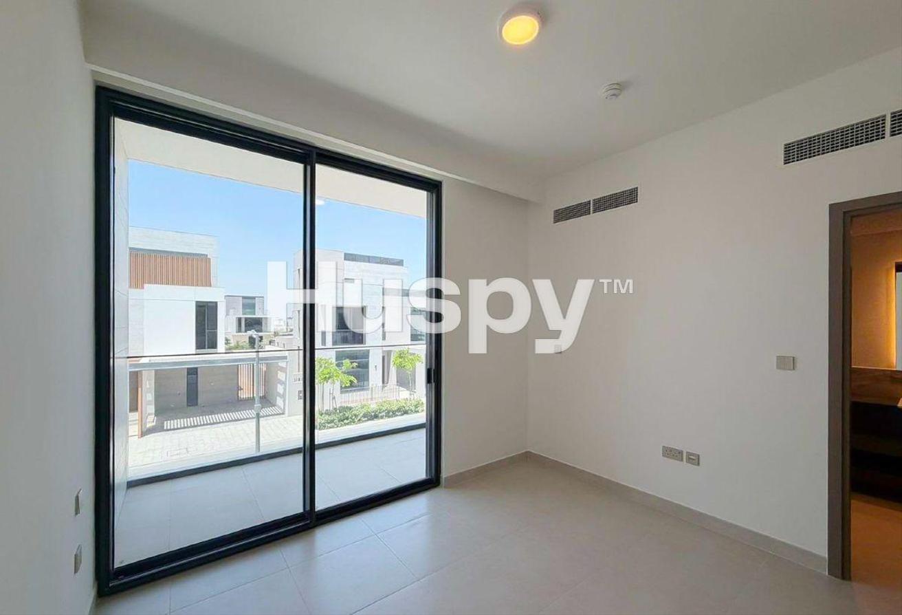 Vacant | Standalone Villa | Premium Finishes photo 8