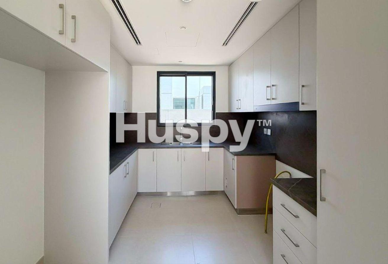 Vacant | Standalone Villa | Premium Finishes photo 5