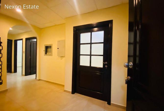 101989404 - Property Image 2
