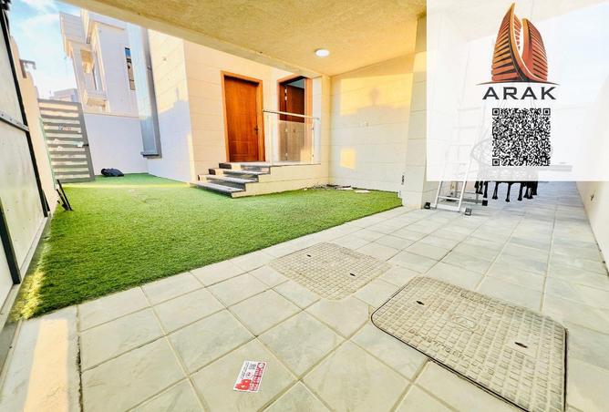 53172245 - Property Image 2