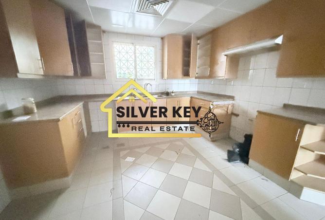 93570282 - Property Main Image