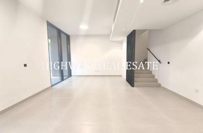 Townhouse - 4 - 5 for rent in Saro - Masaar - Tilal City - Sharjah