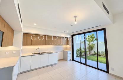 Townhouse - 4 - 4 for rent in Parkside 2 - Emaar South - Dubai South (Dubai World Central) - Dubai Townhouse - 4 - 4 for rent in Parkside 2 - Emaar South - Dubai South (Dubai World Central) - Dubai