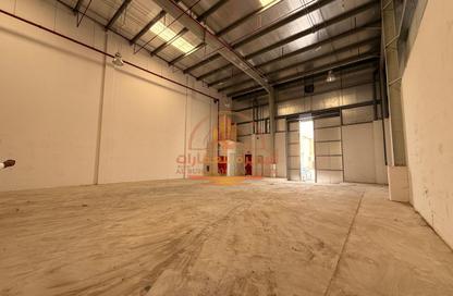 Warehouse - Studio - 1 Bathroom for rent in Ali Mousa Building - Al Sajaa Industrial - Al Sajaa - Sharjah