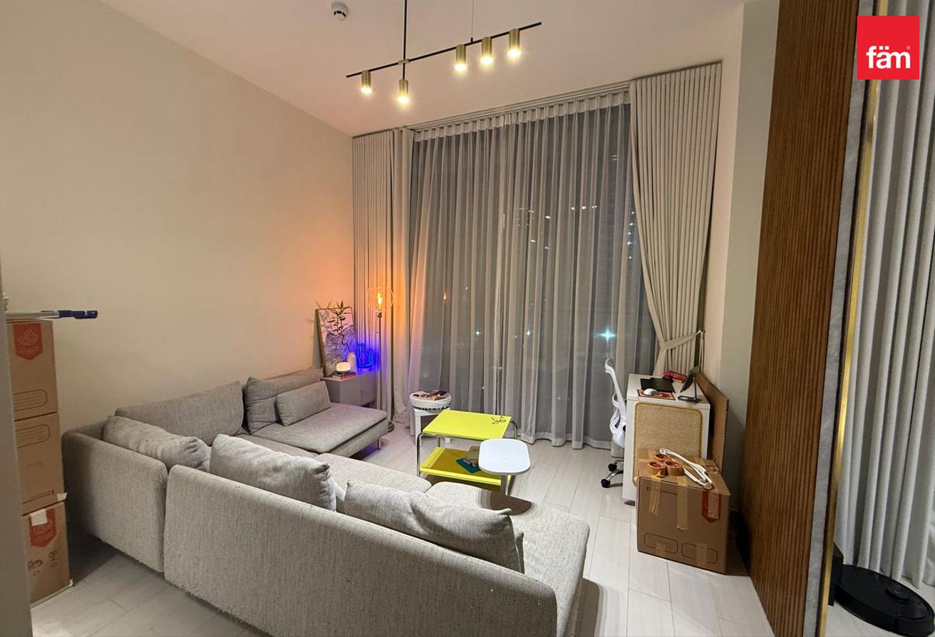 Studio Bedroom | Pool View | Ready to move photo 6