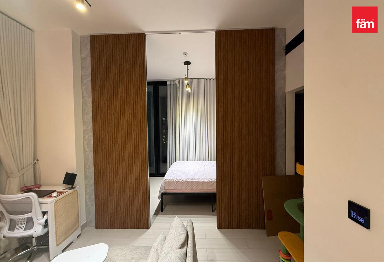 Studio Bedroom | Pool View | Ready to move photo 9