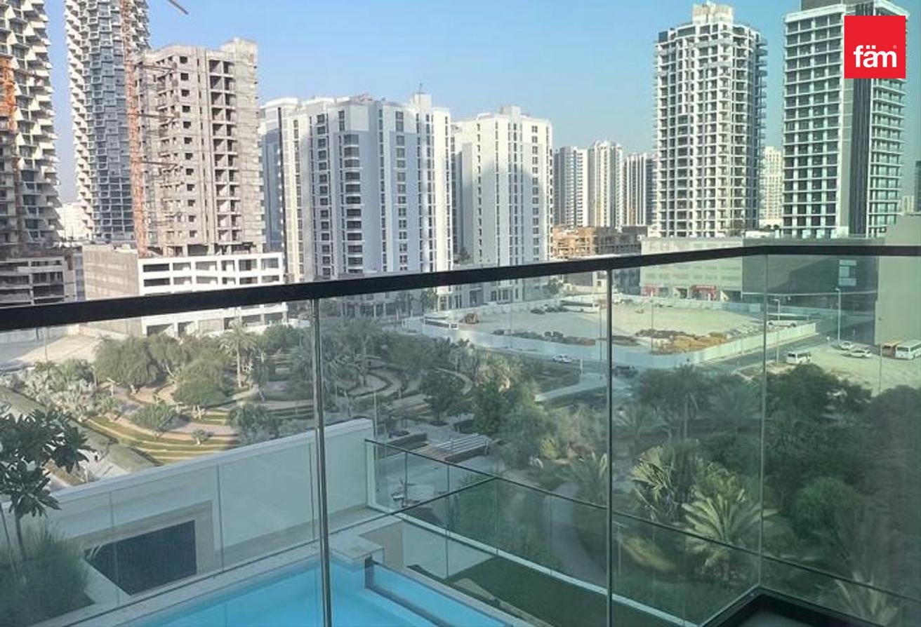 Studio Bedroom | Pool View | Ready to move photo 10