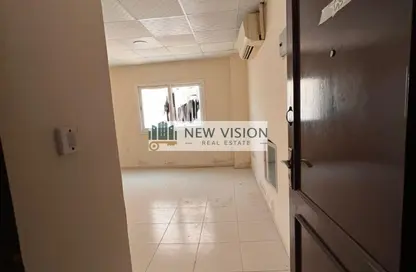 Apartment - Studio - 1 Bathroom for rent in Clock Tower Offices - Al Musalla - Al Gharb - Sharjah