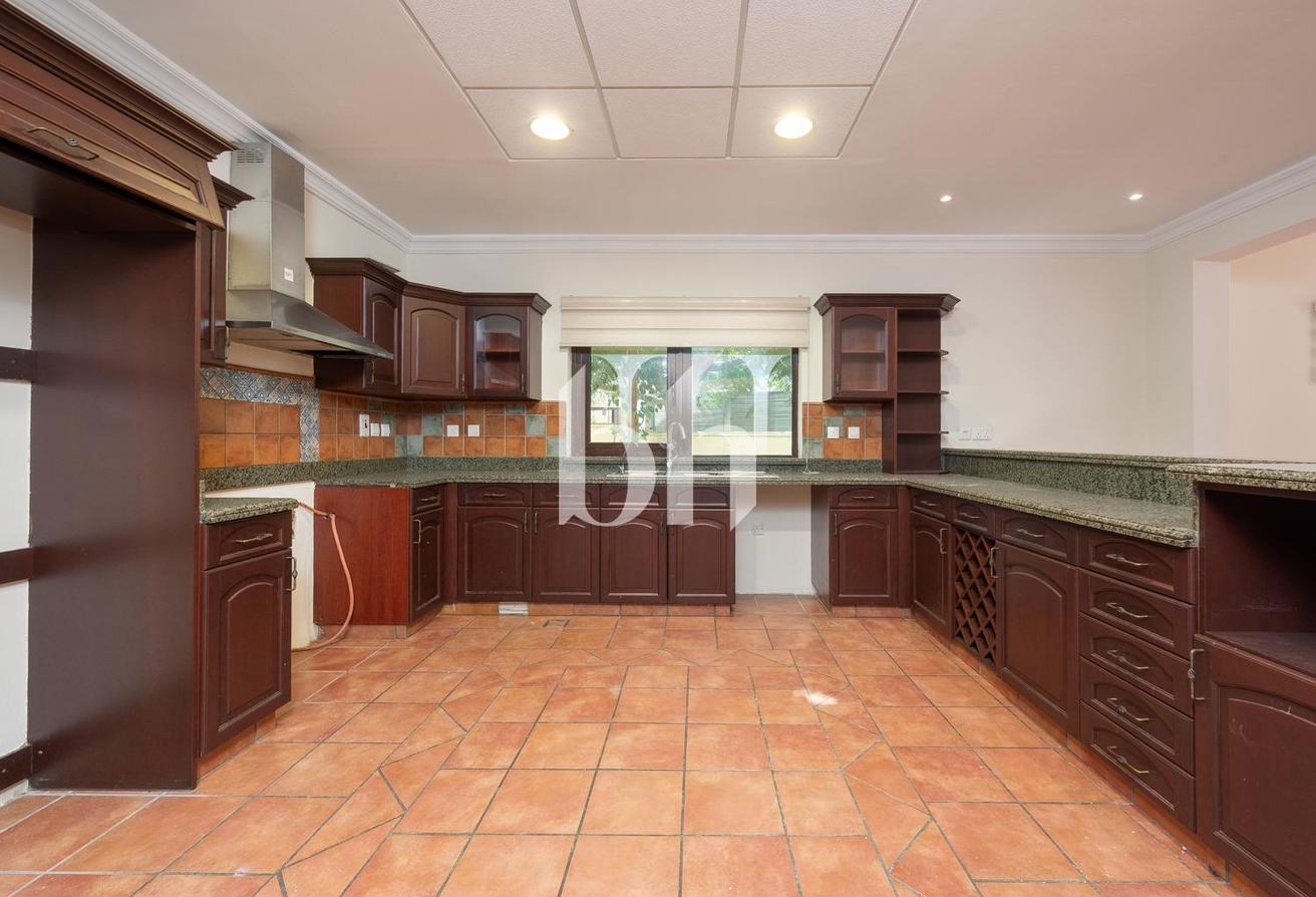 Private Pool | On Park | Large Plot | Prime Area photo 6