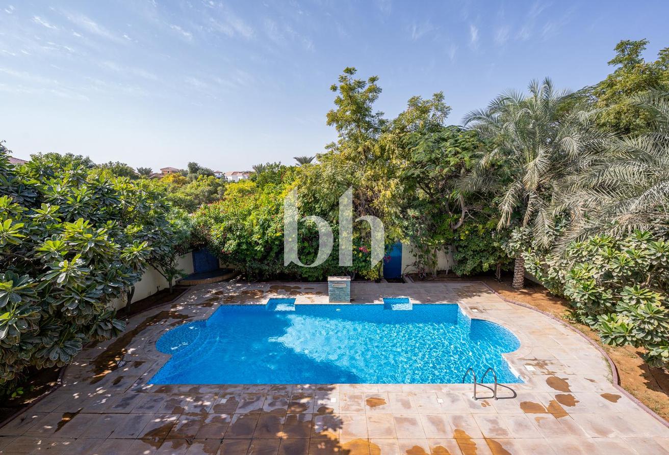 Private Pool | On Park | Large Plot | Prime Area photo 8