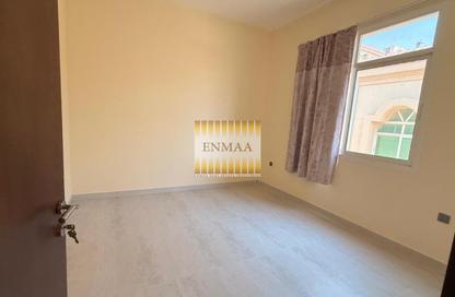 Bulk Rent Unit - 4 Bedrooms - 2 Bathrooms for rent in Al Qusaidat - Ras Al Khaimah