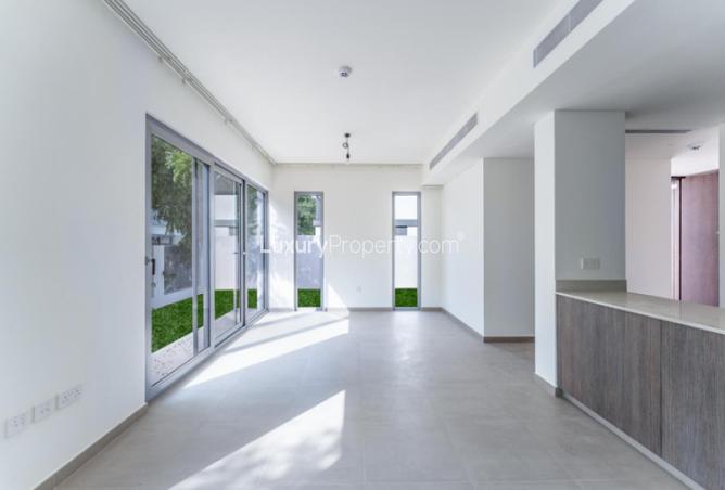 103237560 - Property Image 2
