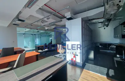 مكتب - 3 غرف نوم - 1 حمام للايجار في بايز ووتر - الخليج التجاري - دبي