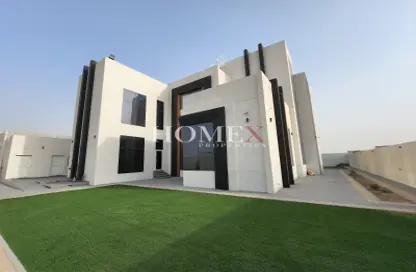 Villa - 4 Bedrooms - 6 Bathrooms for rent in Al Aweer 1 - Al Aweer - Dubai