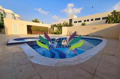 Villa - 5 Bedrooms - 5 Bathrooms for rent in Jumeirah 1 Villas - Jumeirah 1 - Jumeirah - Dubai