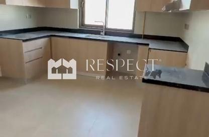 Villa - 3 - 4 for sale in Bloom Living - Zayed City (Khalifa City C) - Khalifa City - Abu Dhabi