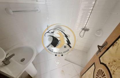 Apartment - 1 - 2 for rent in Fire Station Road - Muwaileh - Sharjah