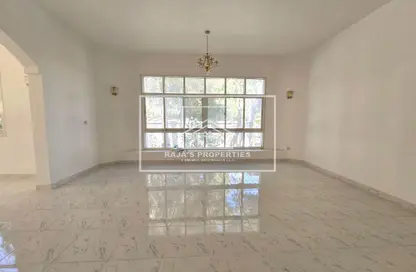 شقة - 4 غرف نوم - 5 حمامات للايجار في البطين - أبوظبي