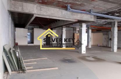 Shop - Studio - 2 Bathrooms for rent in Rolla Square - Rolla Area - Sharjah