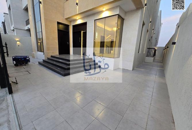 61698687 - Property Image 3