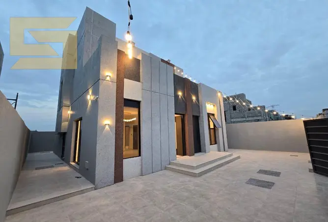 165621620 - Property Image 2