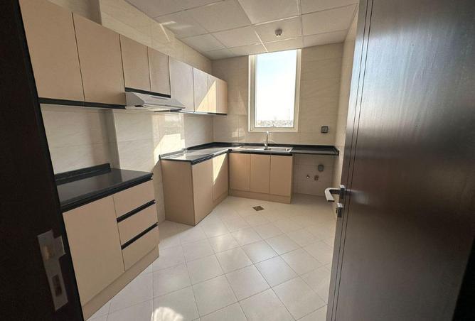 76165213 - Property Image 2