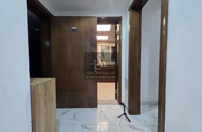 Apartment - 1 - 2 for sale in Oasis Tower 1 - Oasis Tower - Al Rashidiya 1 - Al Rashidiya - Ajman
