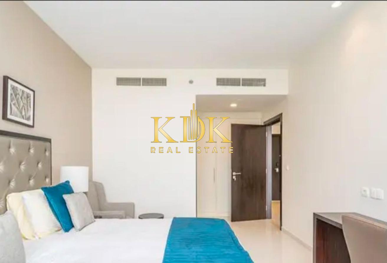 Premium 1 BR | Fully Furnished | Bright Layout photo 5