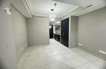 Apartment - Studio - 1 for rent in Goldcrest Views 2 - JLT Cluster J - Jumeirah Lake Towers - Dubai Apartment - Studio - 1 for rent in Goldcrest Views 2 - JLT Cluster J - Jumeirah Lake Towers - Dubai