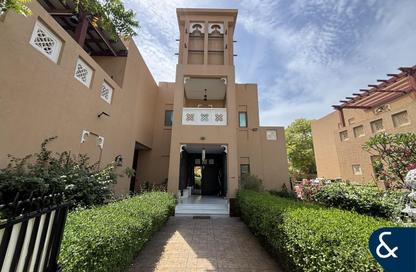 فيلا - 5 غرف نوم - 7 حمامات للايجار في فيلات طراز دبي - القرية الشمالية - الفرجان - دبي