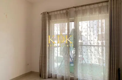شقة - غرفة نوم - 2 حمامات للايجار في مرتفعات الصقر - مدينة دبي الرياضية - دبي