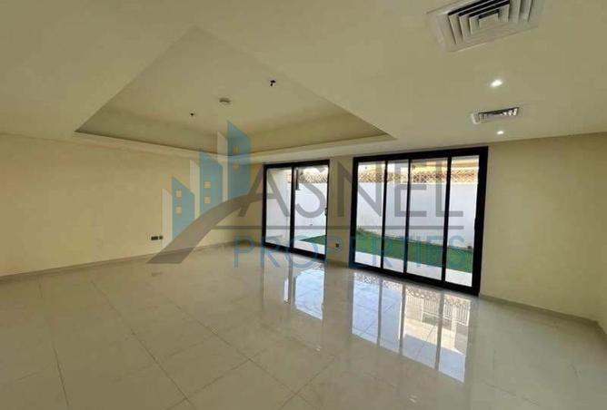 136068830 - Property Main Image