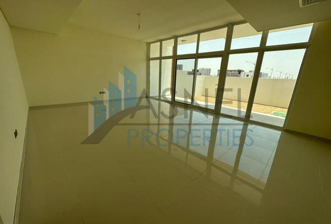 136068830 - Property Image 2