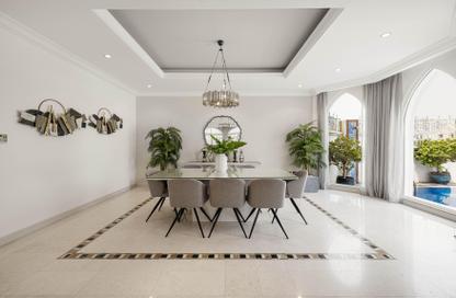 Villa - 5 - 6 for rent in Garden Homes Frond O - Garden Homes - Palm Jumeirah - Dubai