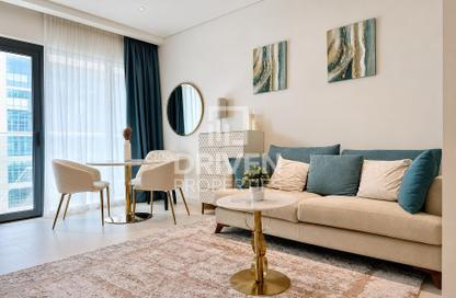 Apartment - 1 - 1 for rent in Seven Palm - Palm Jumeirah - Dubai