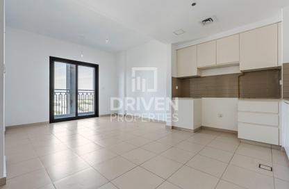 Apartment - 2 Bedrooms - 2 Bathrooms for sale in Zahra Breeze Apartments 3A - Zahra Breeze Apartments 3 - Zahra Breeze Apartments - Town Square - Dubai
