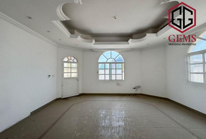 136576610 - Property Image 3