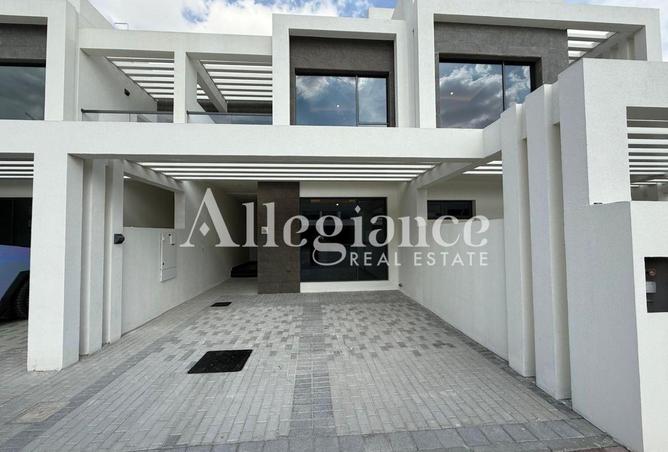 Townhouse in Belair Damac Hills - By Trump Estates