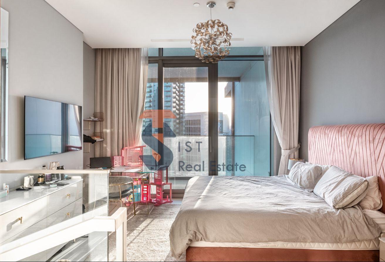 Vacant Duplex | Burj Khalifa View | Furnished photo 10